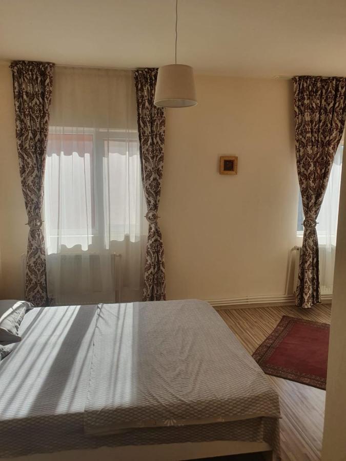 Relax Haus Hotel ฮูเนโดอารา ภายนอก รูปภาพ
